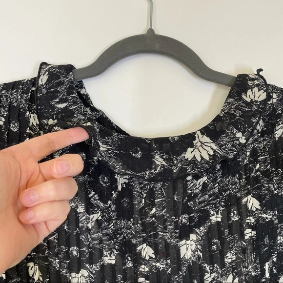 NEW Free People These Dreams Black Floral mini Long Sleeve Dress Size Small - Picture 7 of 16